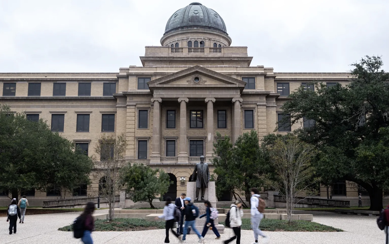 Faculty at Texas A&M worry about the future after controversies over politicization - Vimarsana News