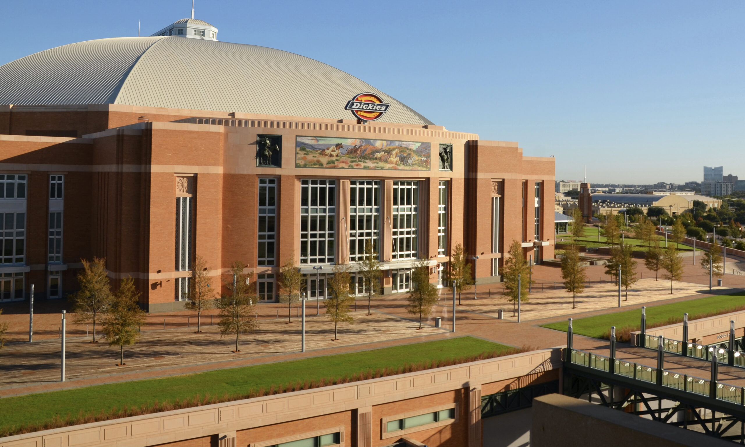 Fort Worth Chamber to honor Dickies Arena management at State of the County event - Vimarsana News
