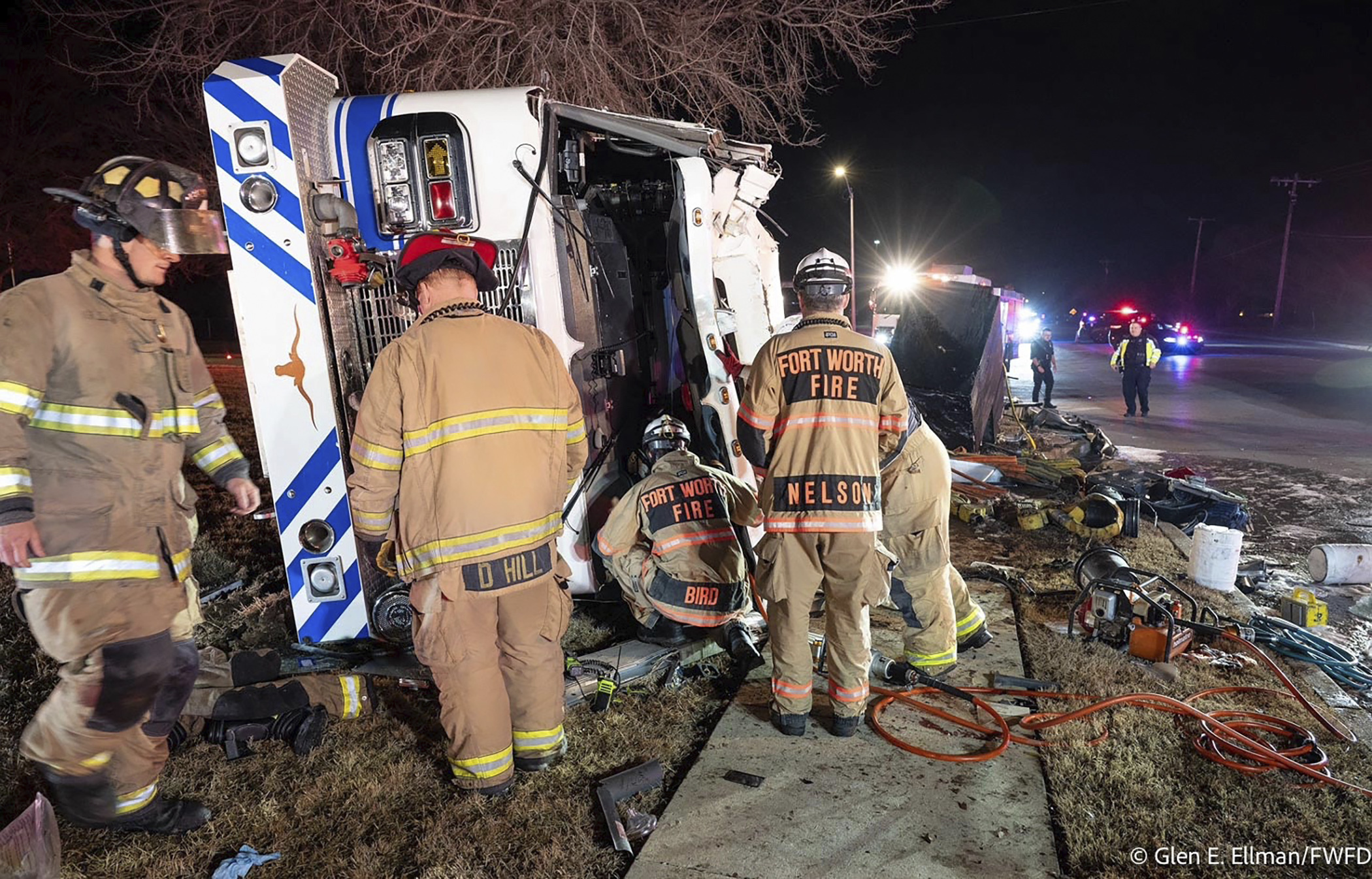Fort Worth firefighter critically injured, 3 others hurt in firetruck rollover - Vimarsana News